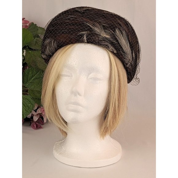 Ladies Vintage Brown Black Feather Hat 1960s Large Feathered Pillbox Hat MCM - Picture 6 of 9